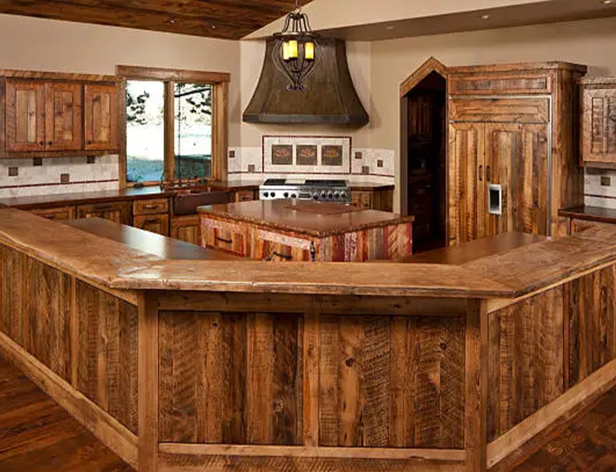 Rustic Farmhouse U-Shaped Kitchen